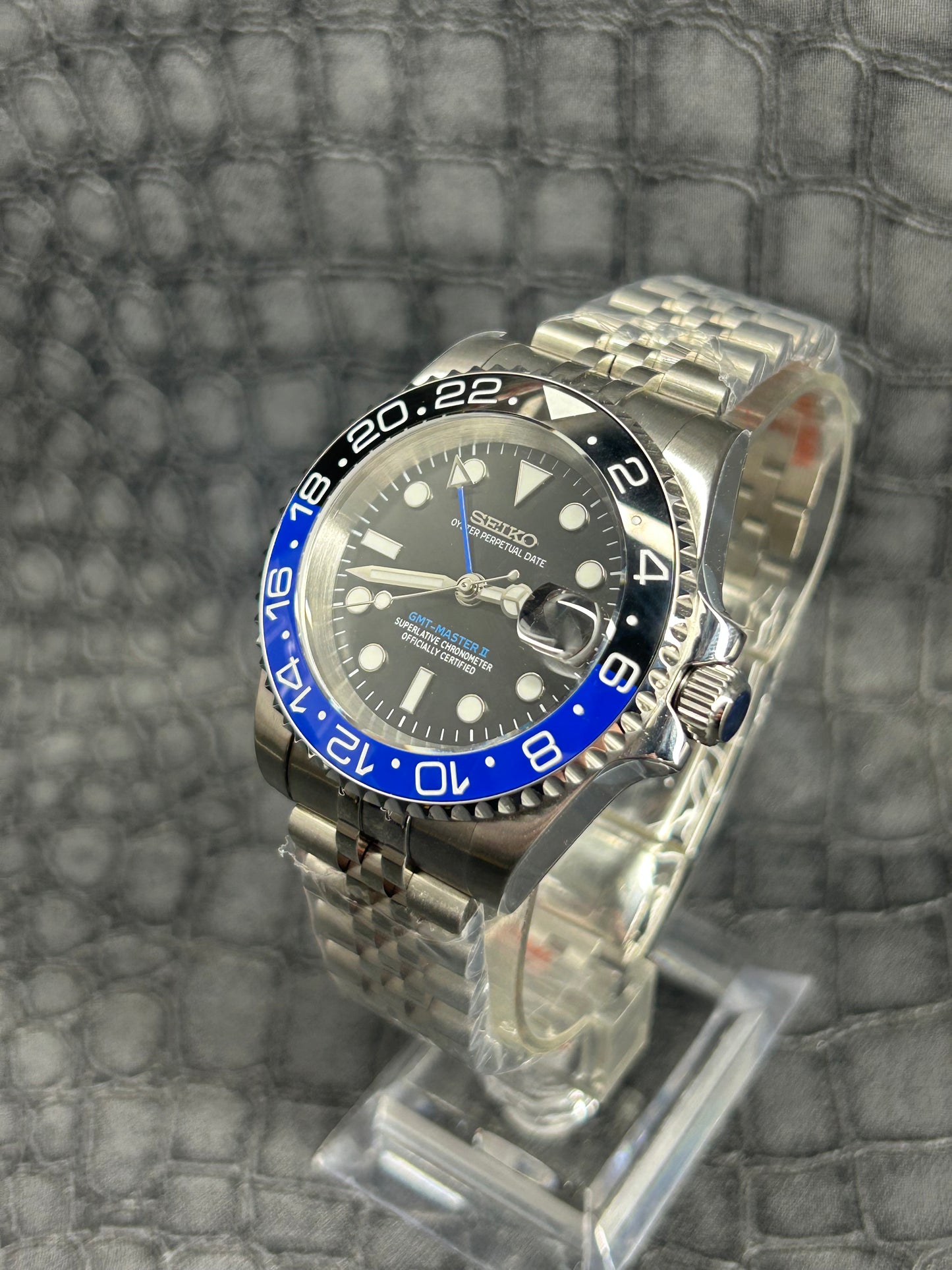 Seiko mod Batman, Batgirl Jubilee GMT Open Back Stainless Steel Watch