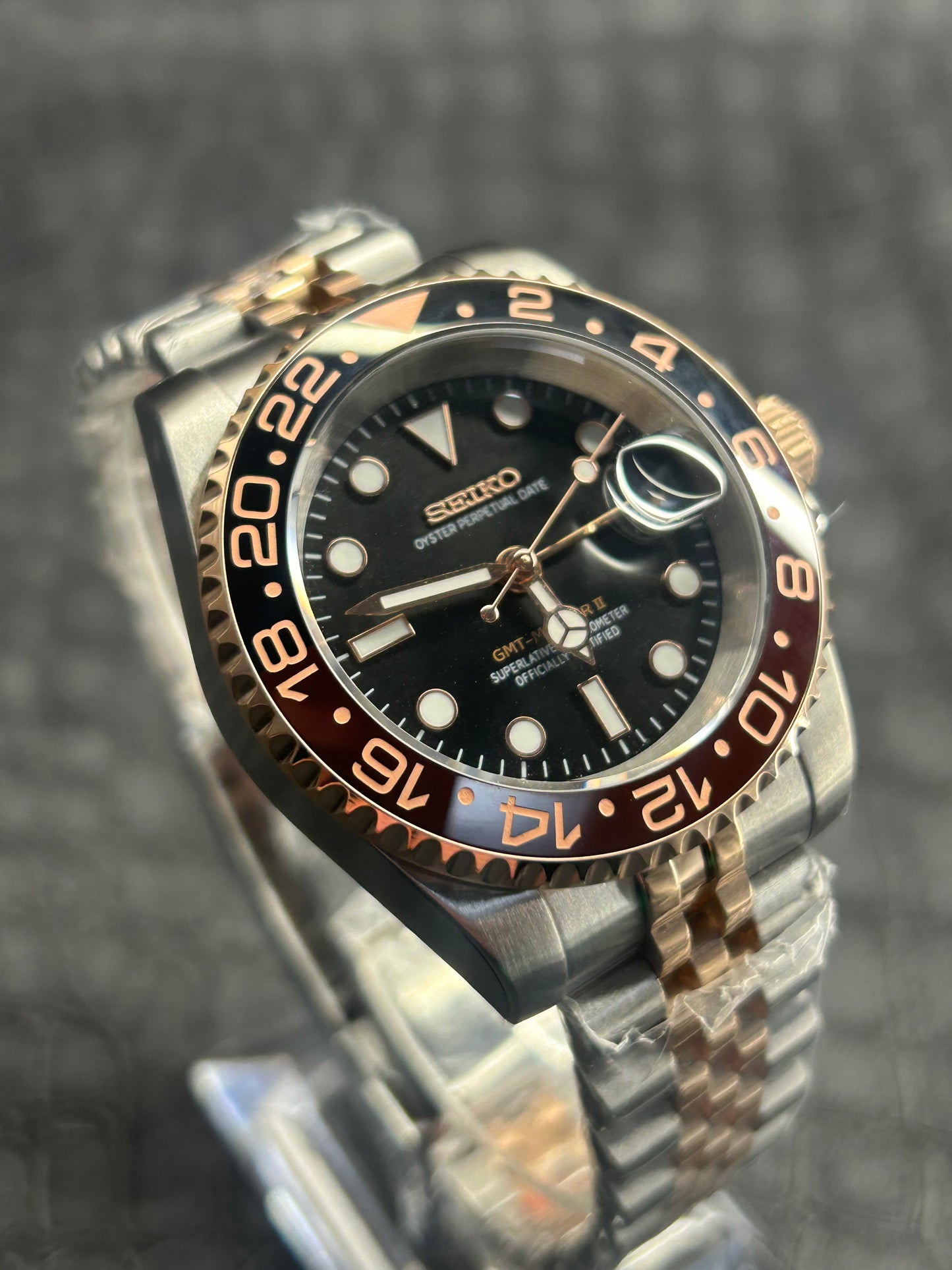 Seiko mod Rootbeer 2Tone GMT rose gold jubilee stainless steel