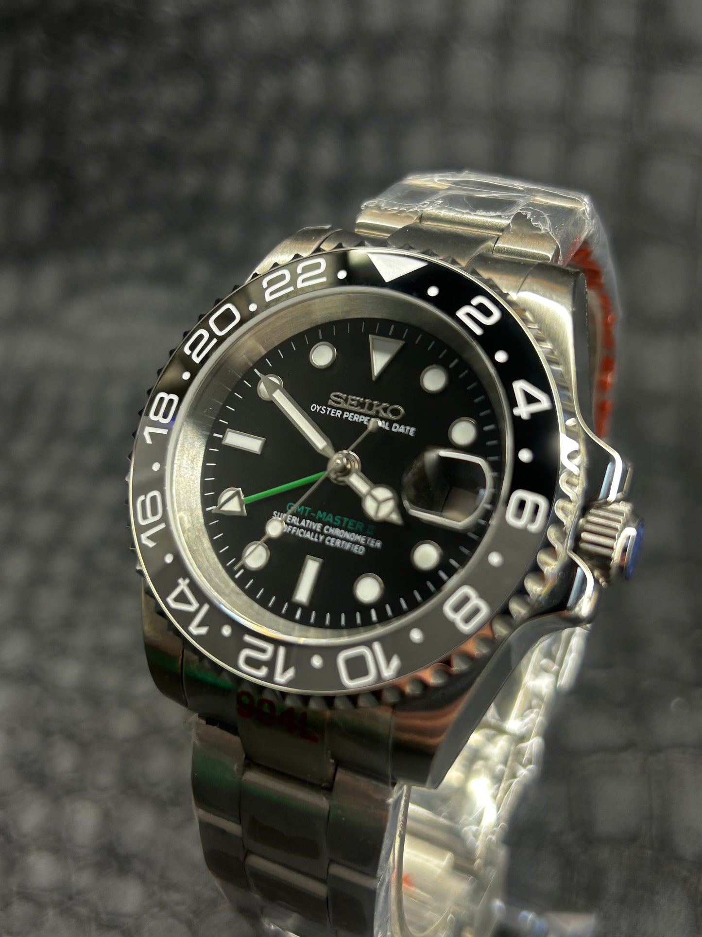 Seiko Mod Bruce Wayne GMT Oyster Open Back