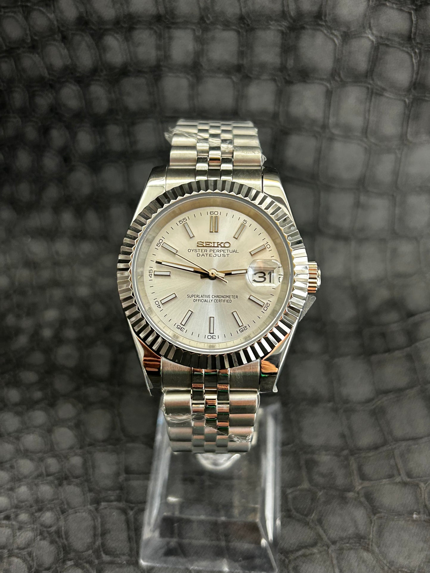 Seikojust mod silver white oyster perpetual seikojust dial jubilee open back