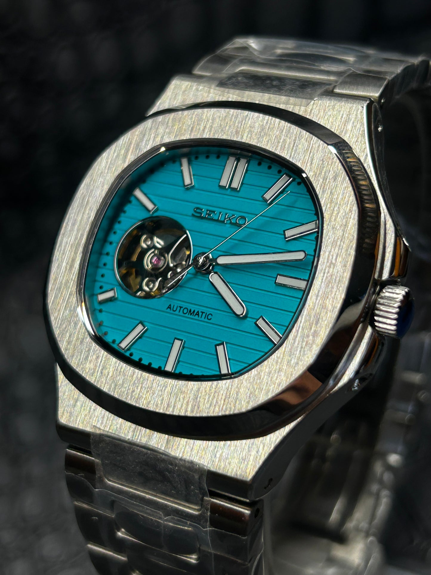 Seikonaut open heart turqoise blue