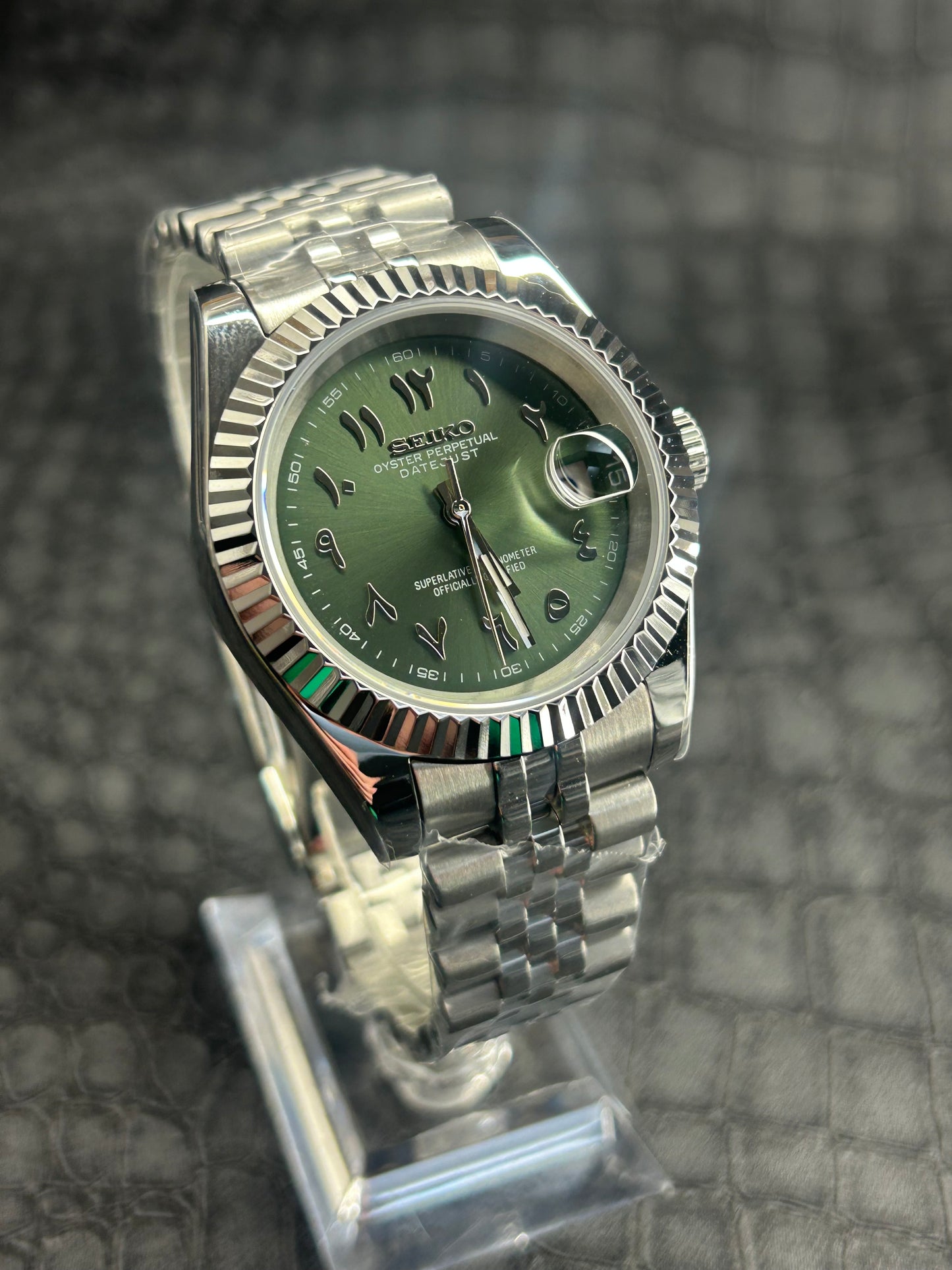 Seiko mod Olive Arabic Dial jubilee Custom stainless steel watch