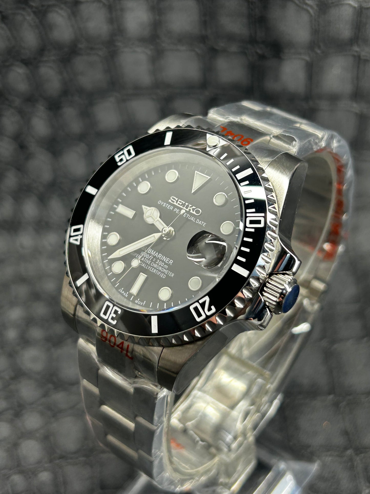 SEIKOMARINER Black Oyster Open Back Stainless Steel Watch