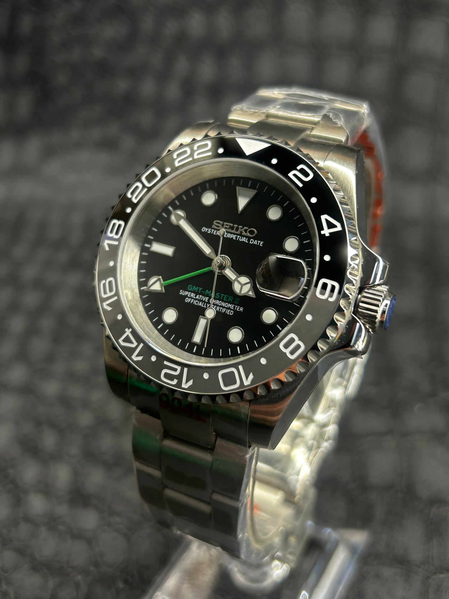 Seiko Mod Bruce Wayne GMT Oyster Open Back
