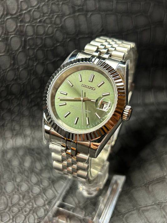 Seikojust mod olive dial oyster perpetual seikojust jubilee bracelet watch